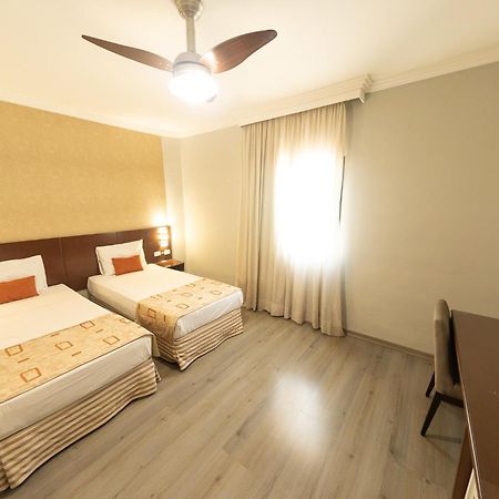 Class Hotel Guaxupe Exterior photo
